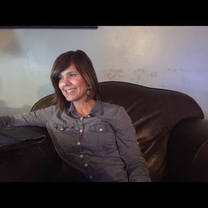 Meet your Posher, Lisa